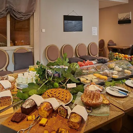 Peche De Vigne & ホテル