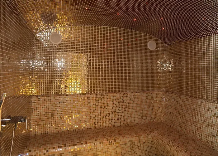 Peche De Vigne & Hotel