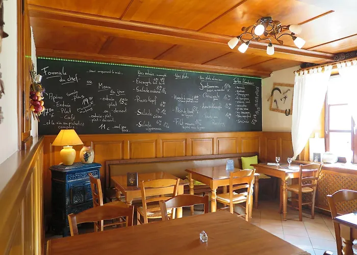 Hotel Peche De Vigne & 3*